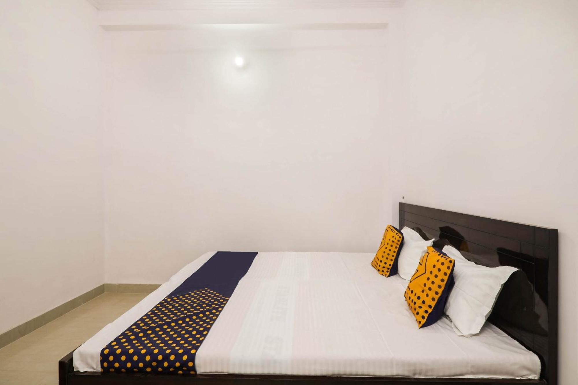 Spot On 76421 Kuldeep Inn Bheta エクステリア 写真