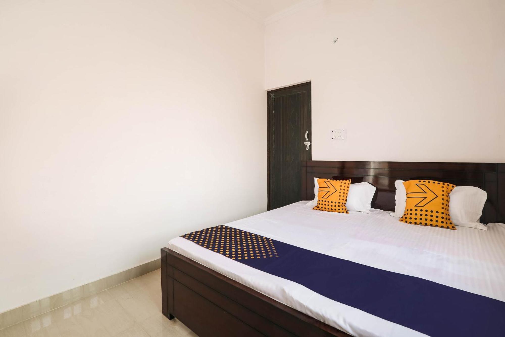 Spot On 76421 Kuldeep Inn Bheta エクステリア 写真